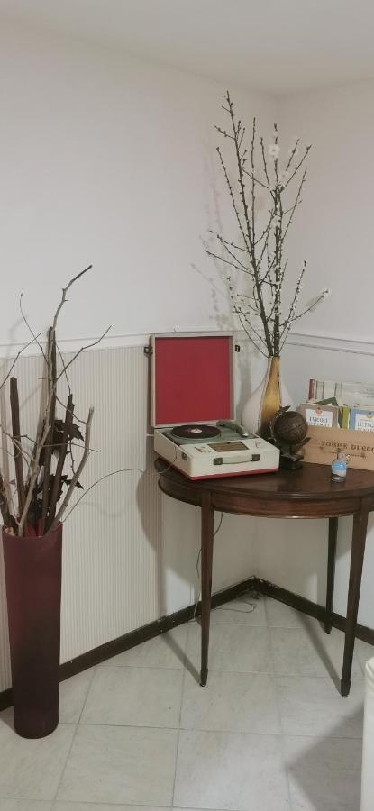 Real Family House Apartment Napoli Exterior foto
